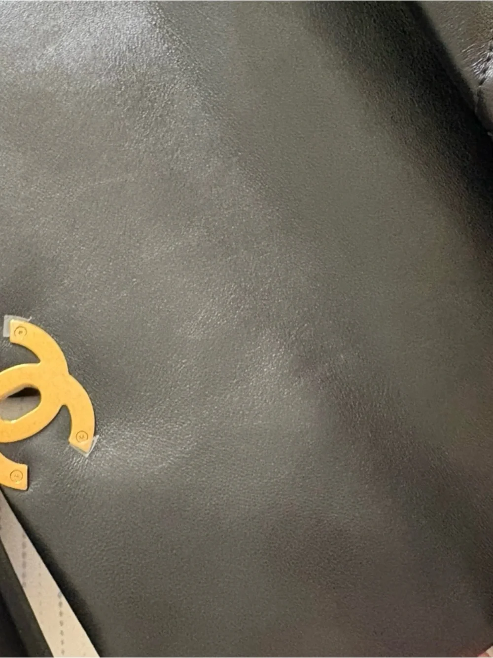 CHANEL Black Quilted Shoulder Bag with Gold Chain-Trim